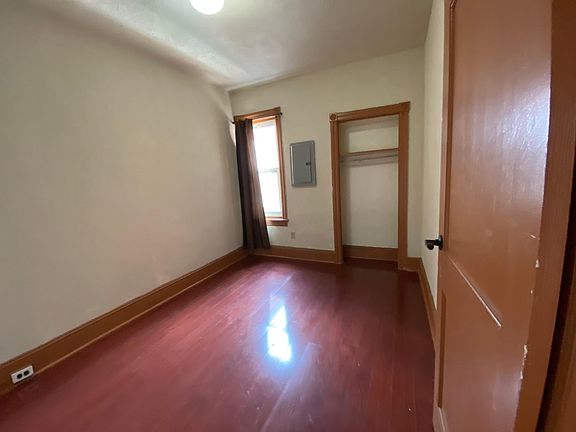 5th image of 5323 Catharine St #1