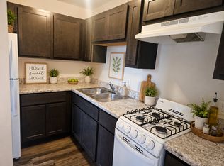509 SW Main St, Cuba, MO 65453