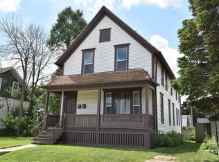 625 Madison Ave, South Milwaukee, WI 53172