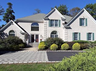 33 Canterbury Rd, Denville, NJ 07834