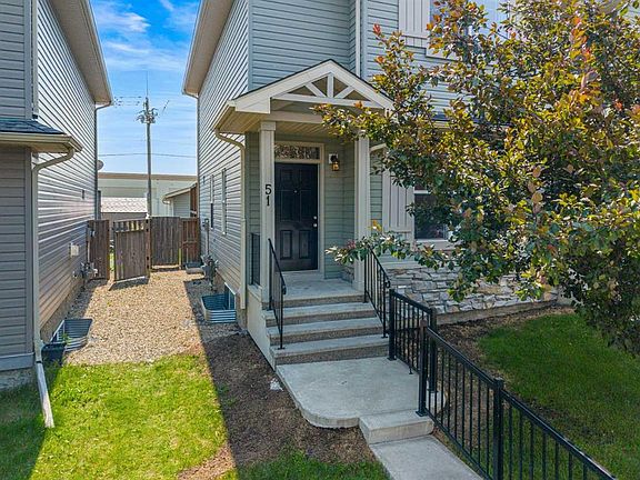 2nd image of 51 N Covehaven Mews NE