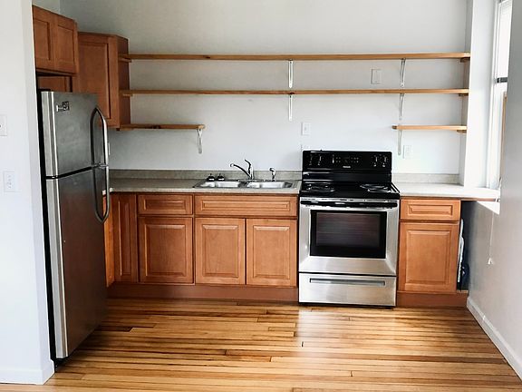 2nd image of 71 S Main St #2