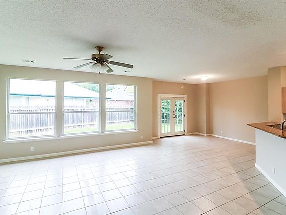 4th image of 1628 War Horse Ln