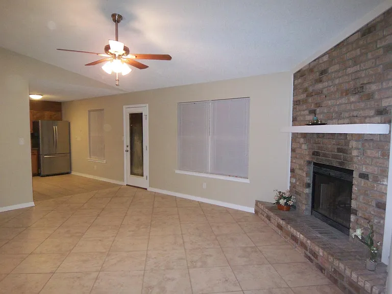 727 Valley Ridge Way — Photo 13