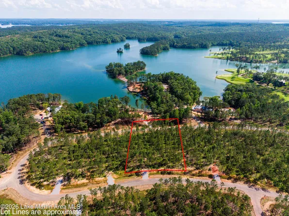 155 Rampart Loop, Alexander City, AL 35010