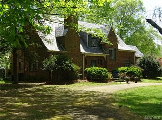 617 Mansion Dr, Hopewell, VA 23860