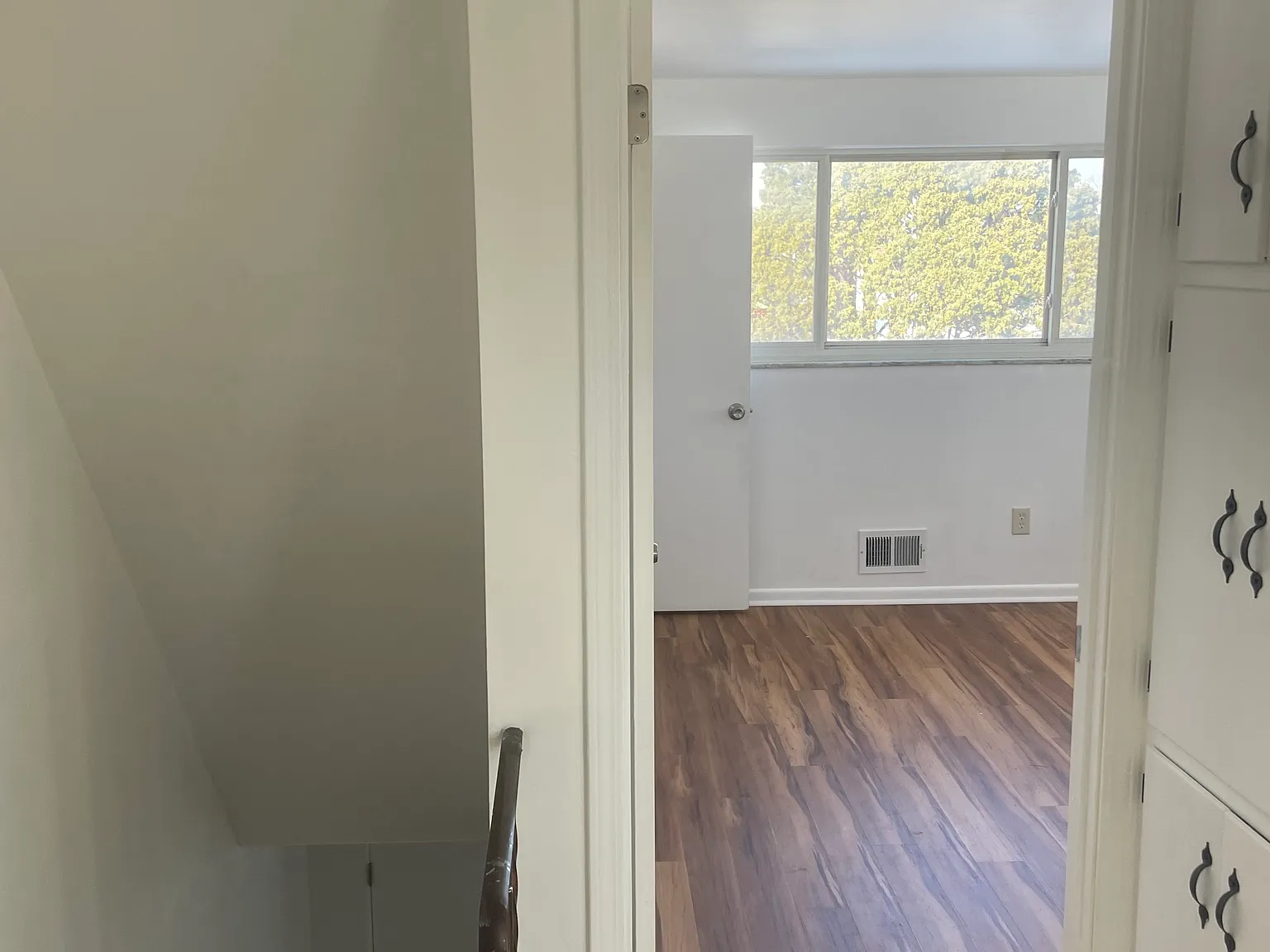 5751 Arborwood Ct — Photo 4
