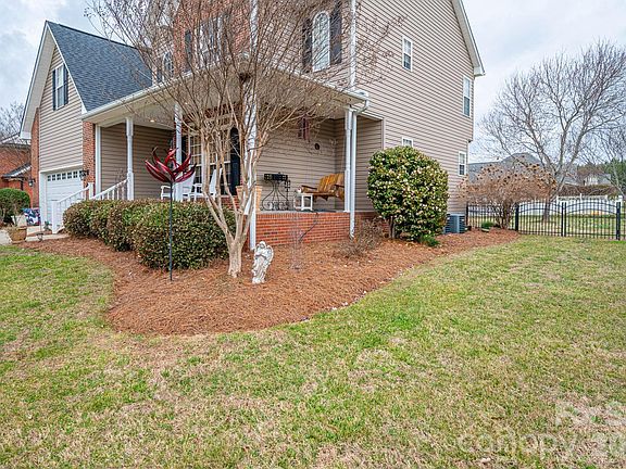 5th image of 1605 Stone Pine Dr #7