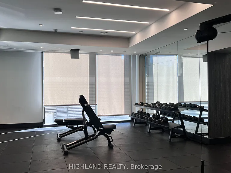 8 Cumberland St #3802 — Photo 35