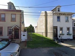 4736 Mercer St, Philadelphia, PA 19137