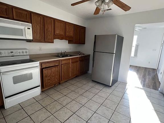 3rd image of 134 Brick Lane Ct #F