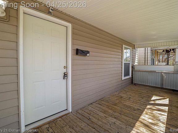 3rd image of 1457 Poplar St