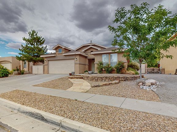 3rd image of 7409 Kingfisher Ct NW