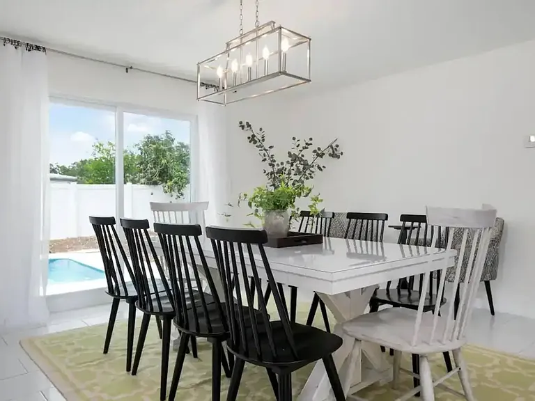 2539 Trinidad St — Photo 11