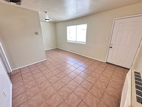 4th image of 501 Texas St NE APT 108