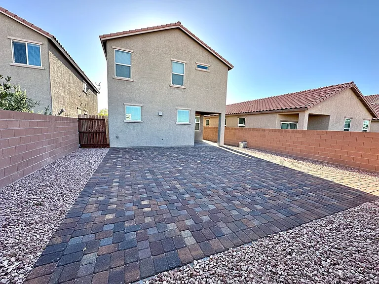 6130 Villa Lante Ave — Photo 19