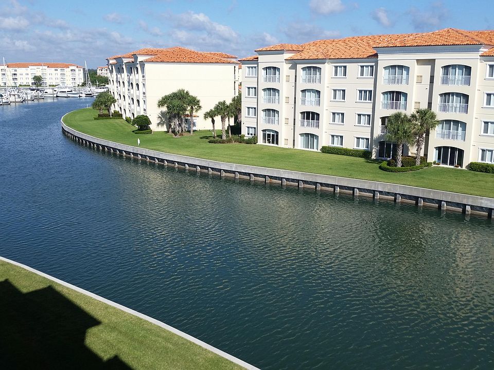 1st image of 19 Harbour Isle Drive W #Ph02