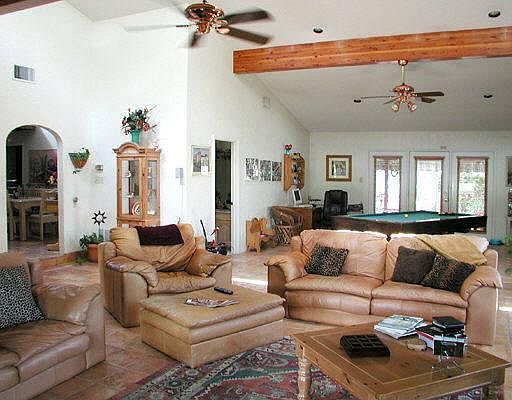 4th image of 9126 WINDGARDEN CIR