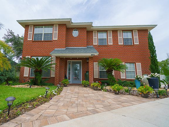2nd image of 4584 Cape Sable Ct