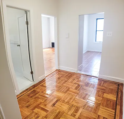 Rented by New York Residence | media 28