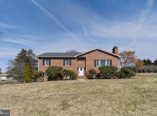 1047 Ficklen Rd, Fredericksburg, VA 22405