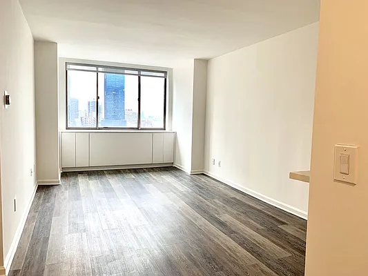 Rented by The Dermot Realty Management Company | media 22