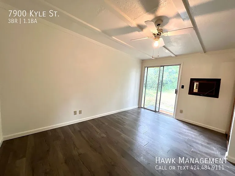 7900 Kyle St — Photo 9