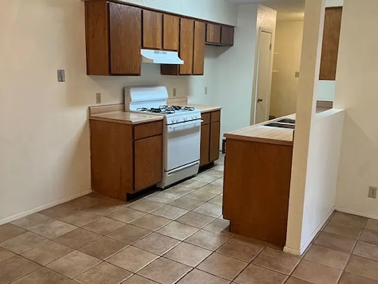112 Verna Spur — Photo 6