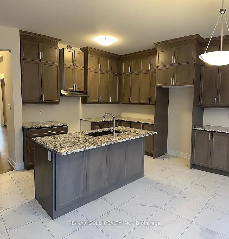 4 bed, $3,500 — Photo 3