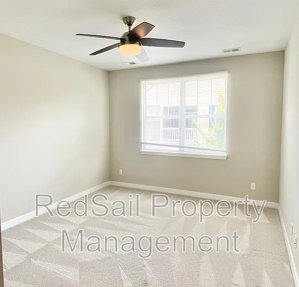 1008 Celia Ct — Photo 19