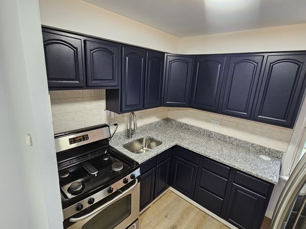 7711 W 87th St APT 2