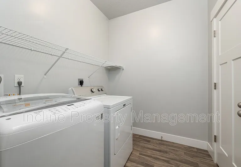 63 W Seasons Dr — Photo 9