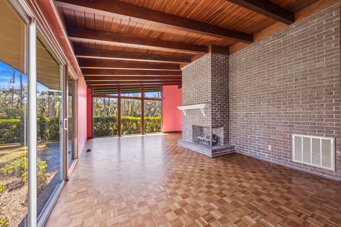 next background image