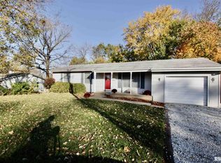 503 W Court St, Eureka, IL