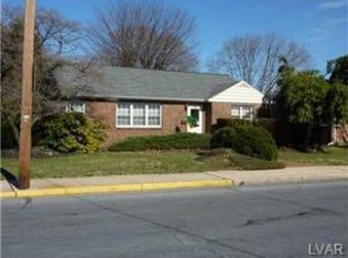 325 N 6th St, Emmaus, PA 18049