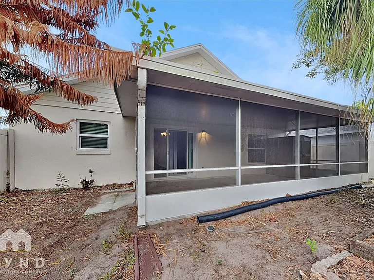915 River Wind Ave — Photo 16
