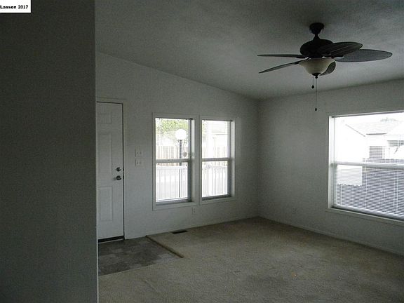 5th image of 240 Diamond Mountain Way