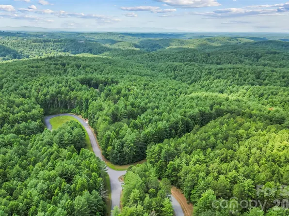 5941 Collette Ridge Cir, Collettsville, NC 28611