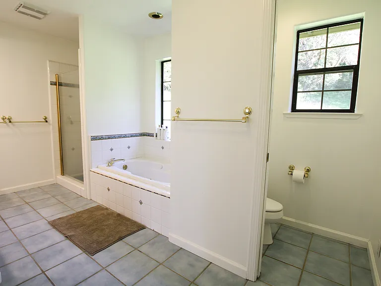 6564 Sonoma Mountain Rd — Photo 5