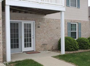 1040 Ekstam Dr APT 204, Bloomington, IL 61704