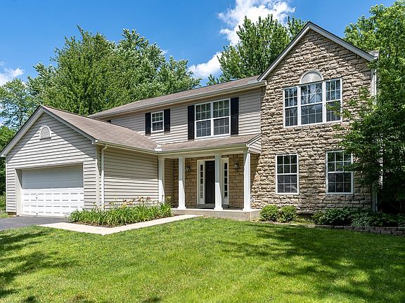 2nd image of 4486 Chestnut Creek Dr