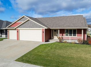 3350 Casey Trl, Oshkosh, WI 54904