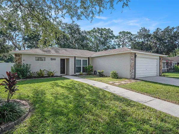 2005 Sycamore Ln, Plant City, FL 33563