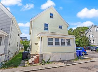 8 Peaceable St, Brighton, MA 02135