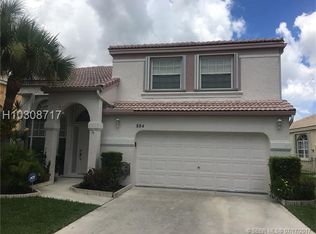 884 NW 156th Ave, Pembroke Pines, FL 33028