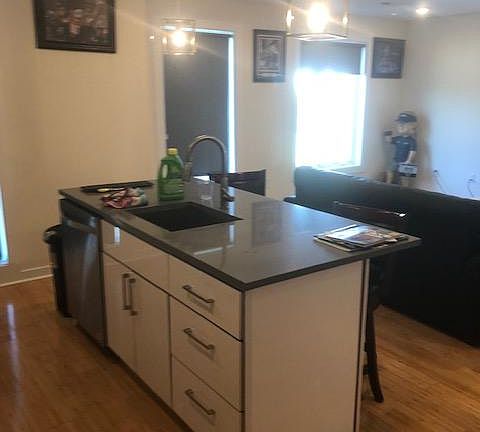 4th image of 1834 Vineyard St Unit 11