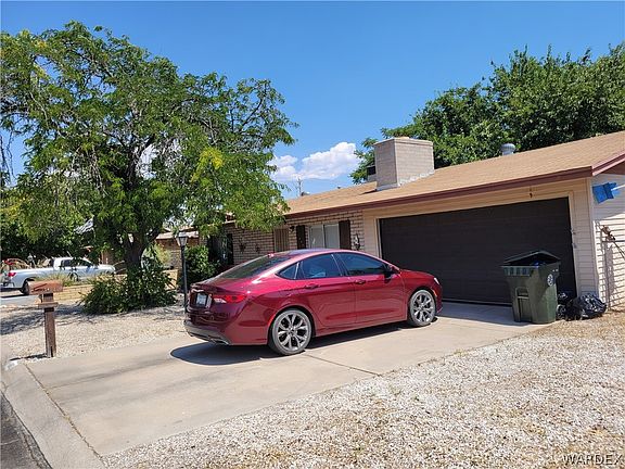 5th image of 1080 Hillside Drive