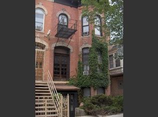2235 N Lincoln Ave, Chicago, IL 60614