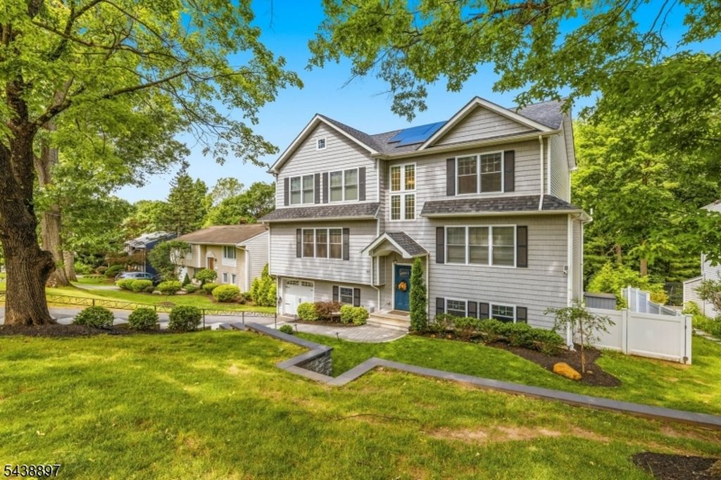 46 Edgemere Rd, Livingston, NJ - View 5