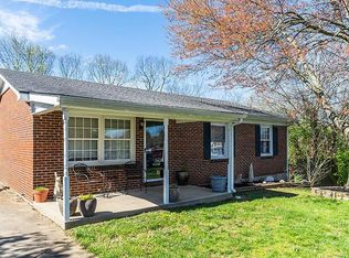 119 Rolling Acres Dr, Nicholasville, KY 40356